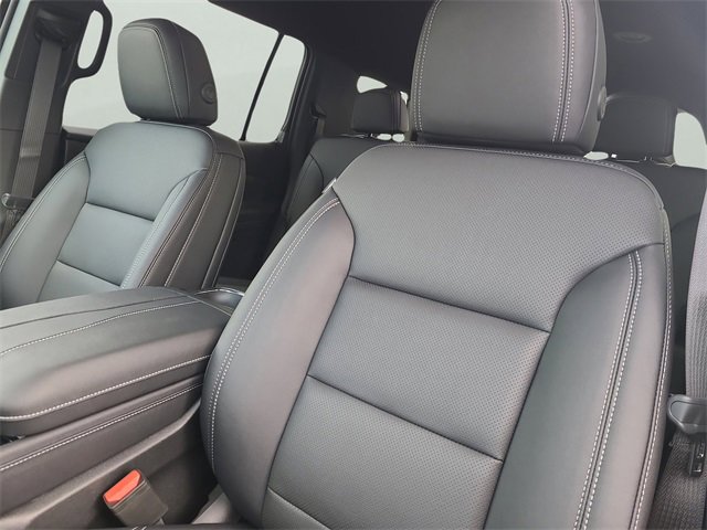 New 2026 Chevrolet Traverse LT w/ Driver Confidence Package image 23