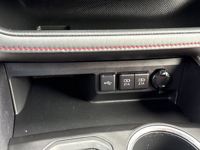 Used 2021 Toyota Highlander XSE FWD image 23