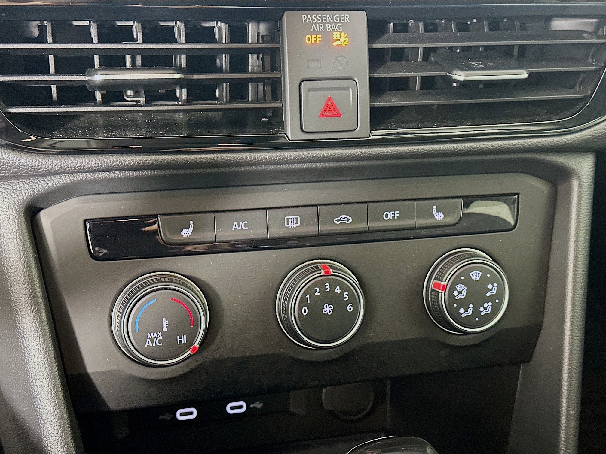 Used 2022 Volkswagen Taos SE w/ IQ.Drive SE Package image 20