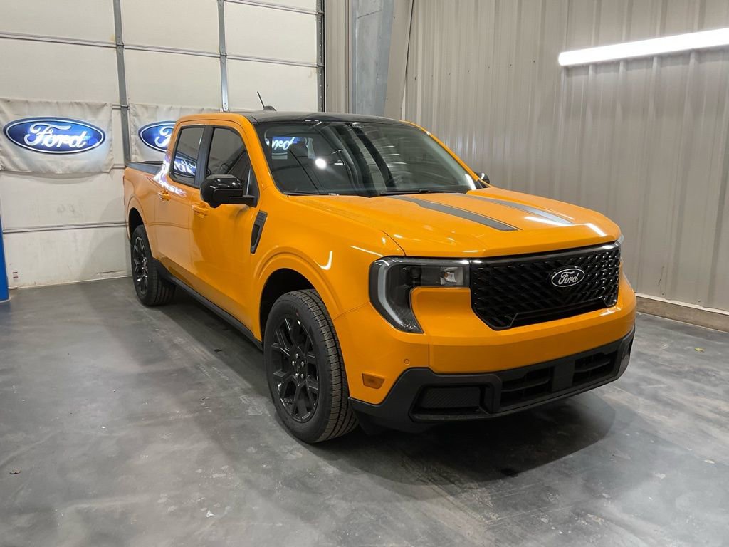 New 2026 Ford Maverick Lariat w/ Black Appearance Package image 1