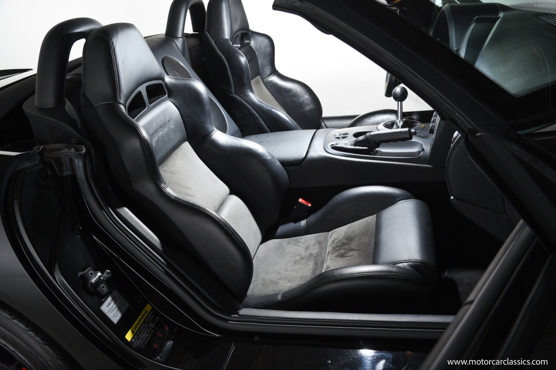 Used 2004 Dodge Viper SRT-10 RWD image 15