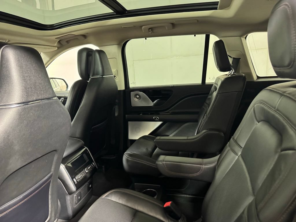 Certified 2023 Lincoln Aviator Grand Touring w/ Equipment Group 301A AWD/4WD image 13