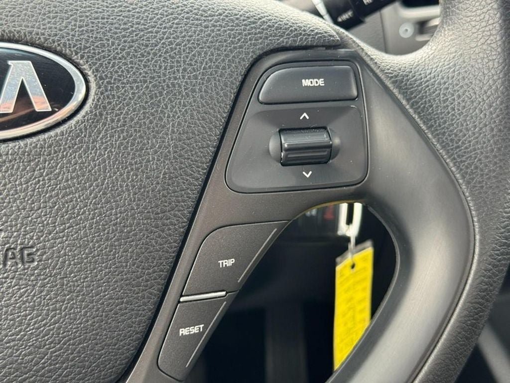 Used 2017 Kia Forte LX FWD image 20