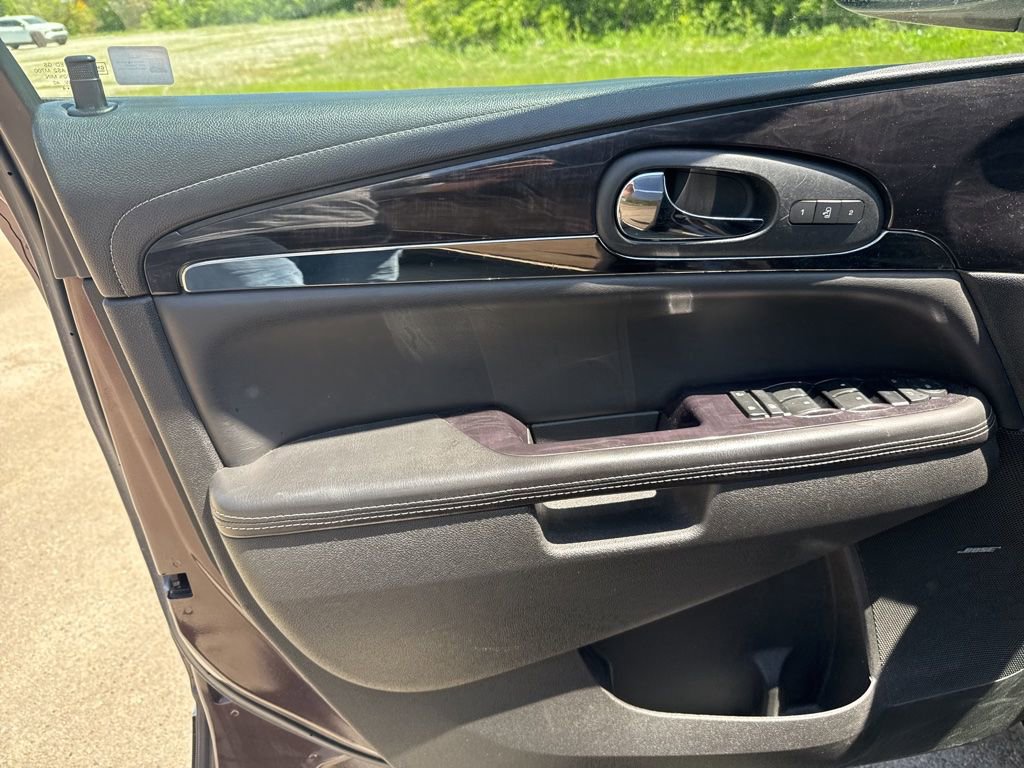 Used 2015 Buick Enclave Leather FWD image 10
