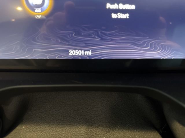 Used 2024 Jeep Grand Cherokee Limited w/ Black Appearance Package image 8