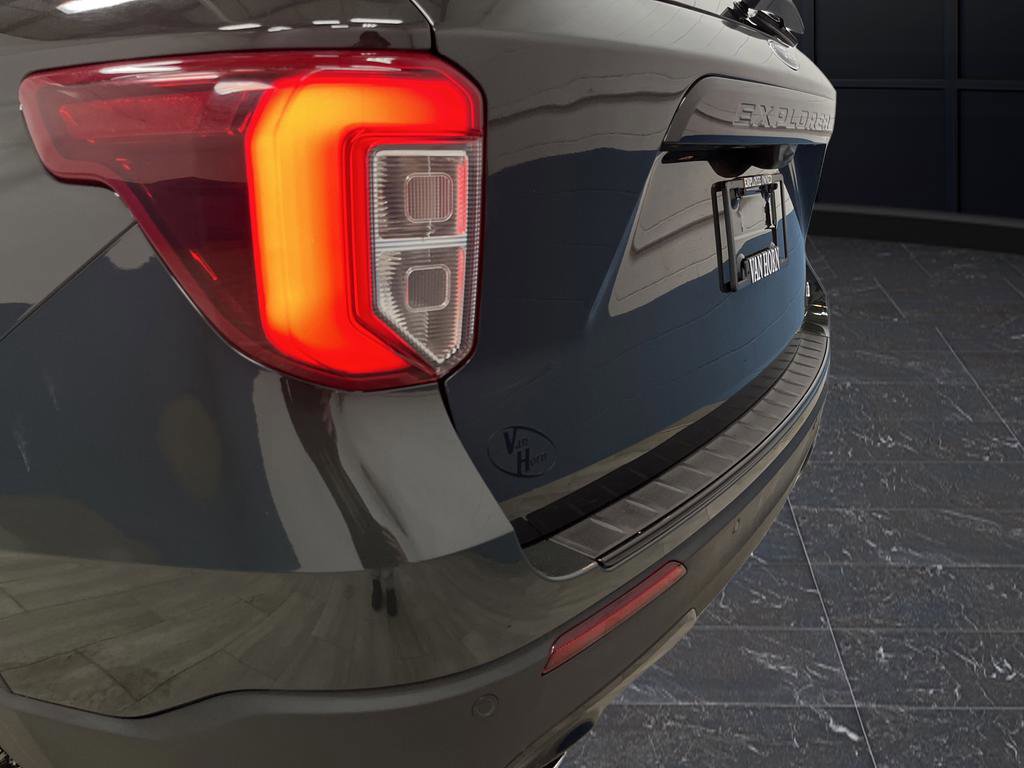 Used 2023 Ford Explorer ST-Line AWD/4WD image 36
