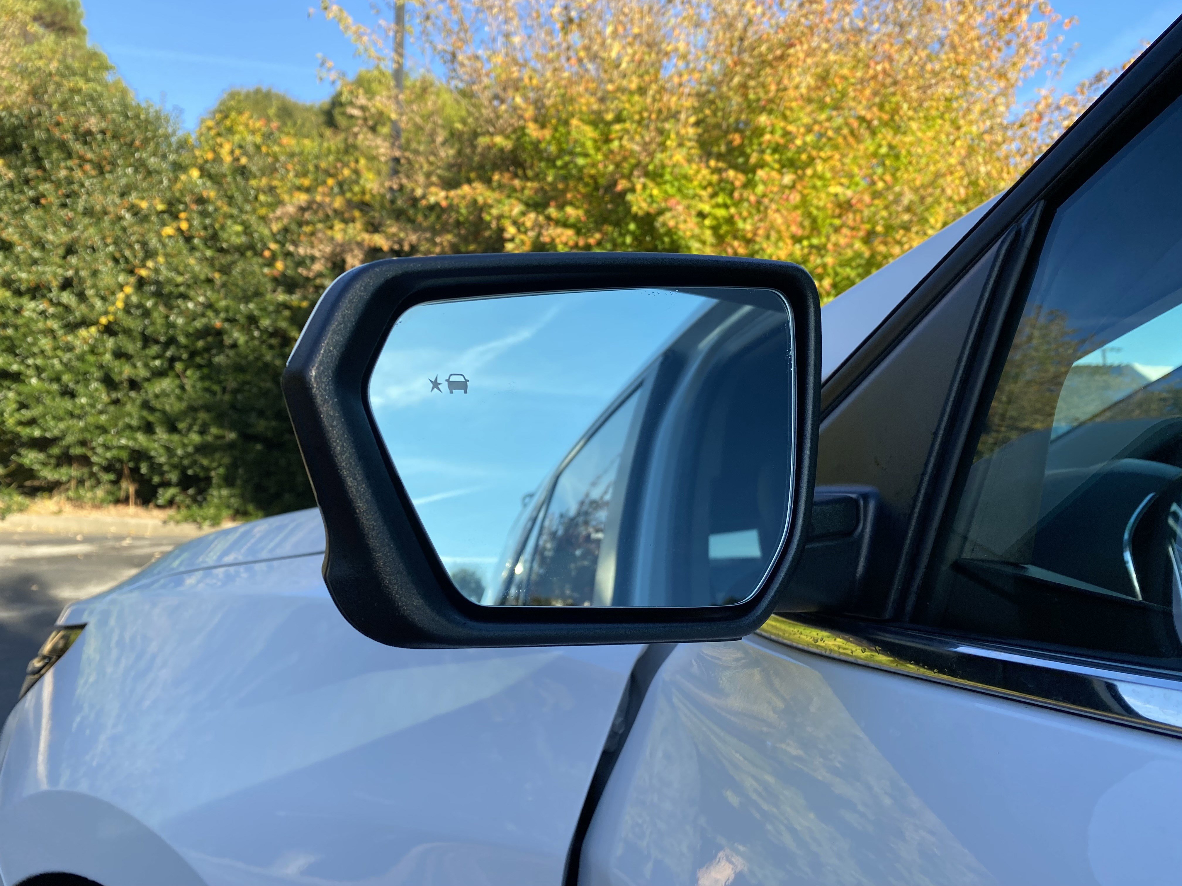 Used 2024 Chevrolet Equinox LT image 38