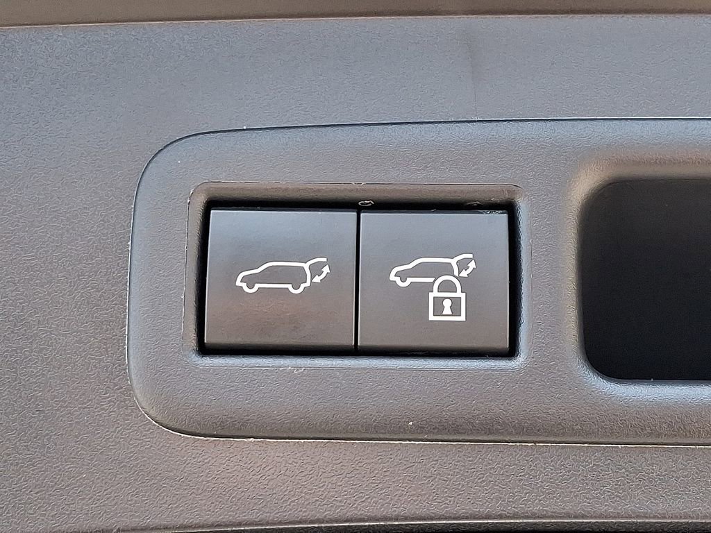 Used 2023 Lexus UX 250h AWD w/ Accessory Package (Z2) image 29