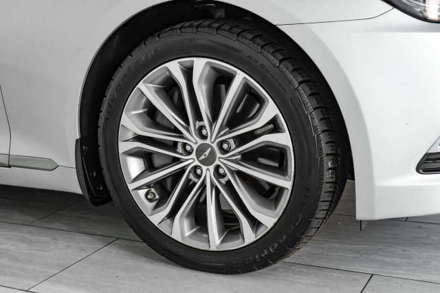 Used 2017 Genesis G80 3.8 image 50