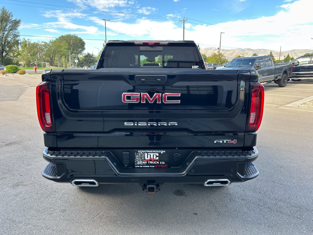 Used 2024 GMC Sierra 1500 AT4 w/ Technology Package AWD/4WD image 6