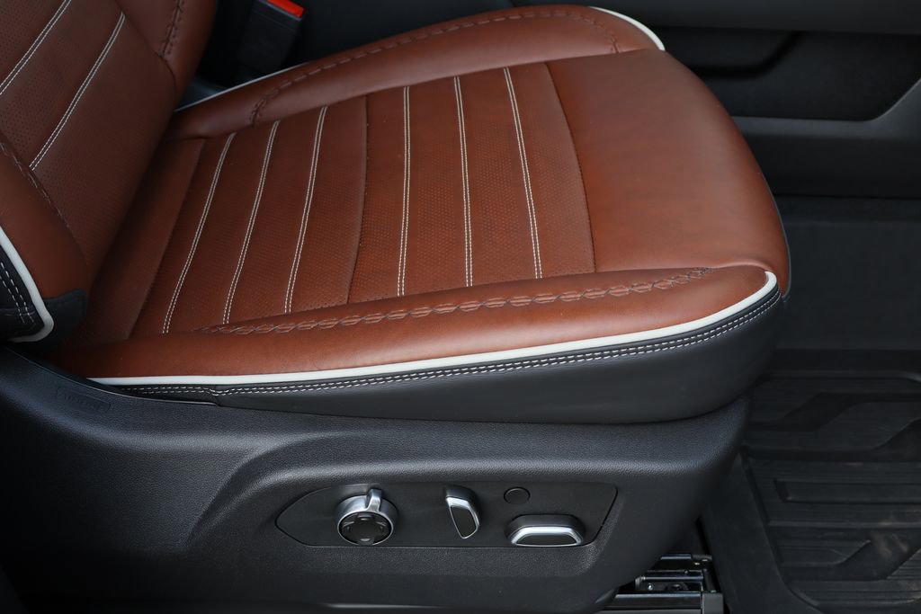 Certified 2025 GMC Sierra 2500 Denali Ultimate image 33