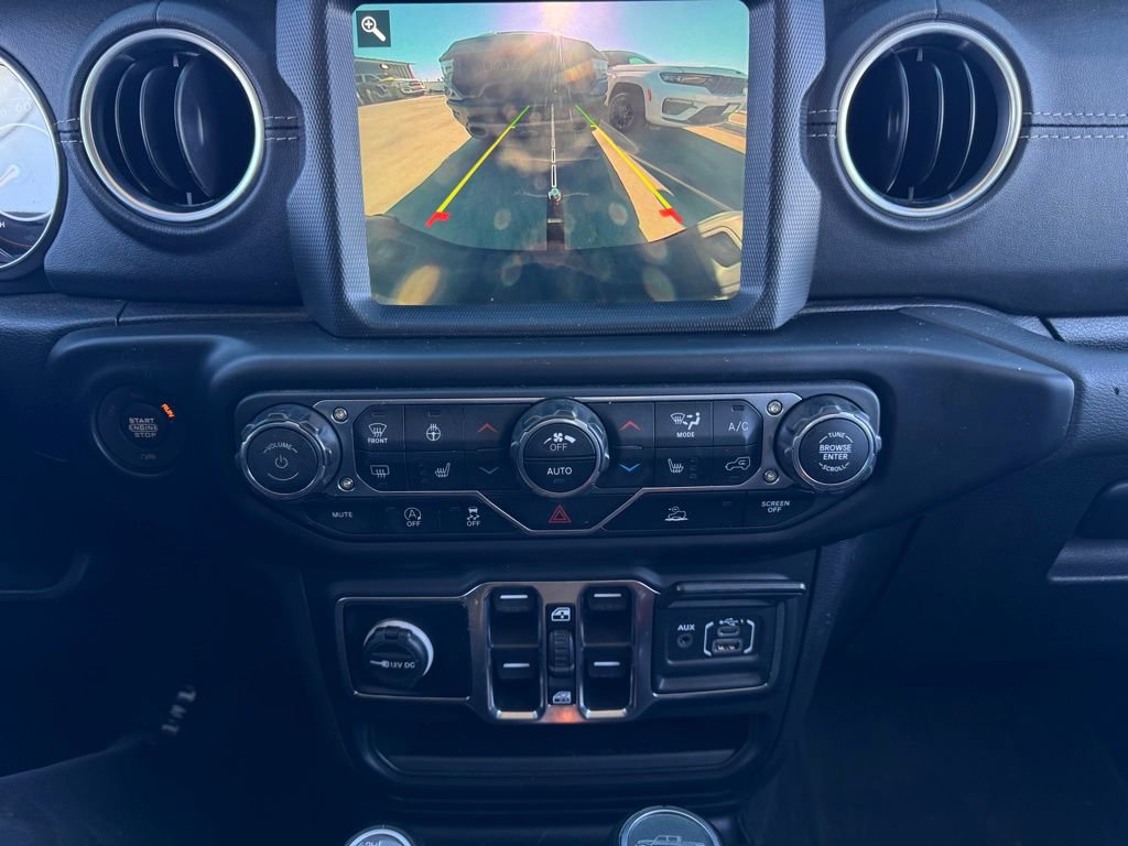 Used 2023 Jeep Gladiator Overland w/ Popular Equipment Package image 9