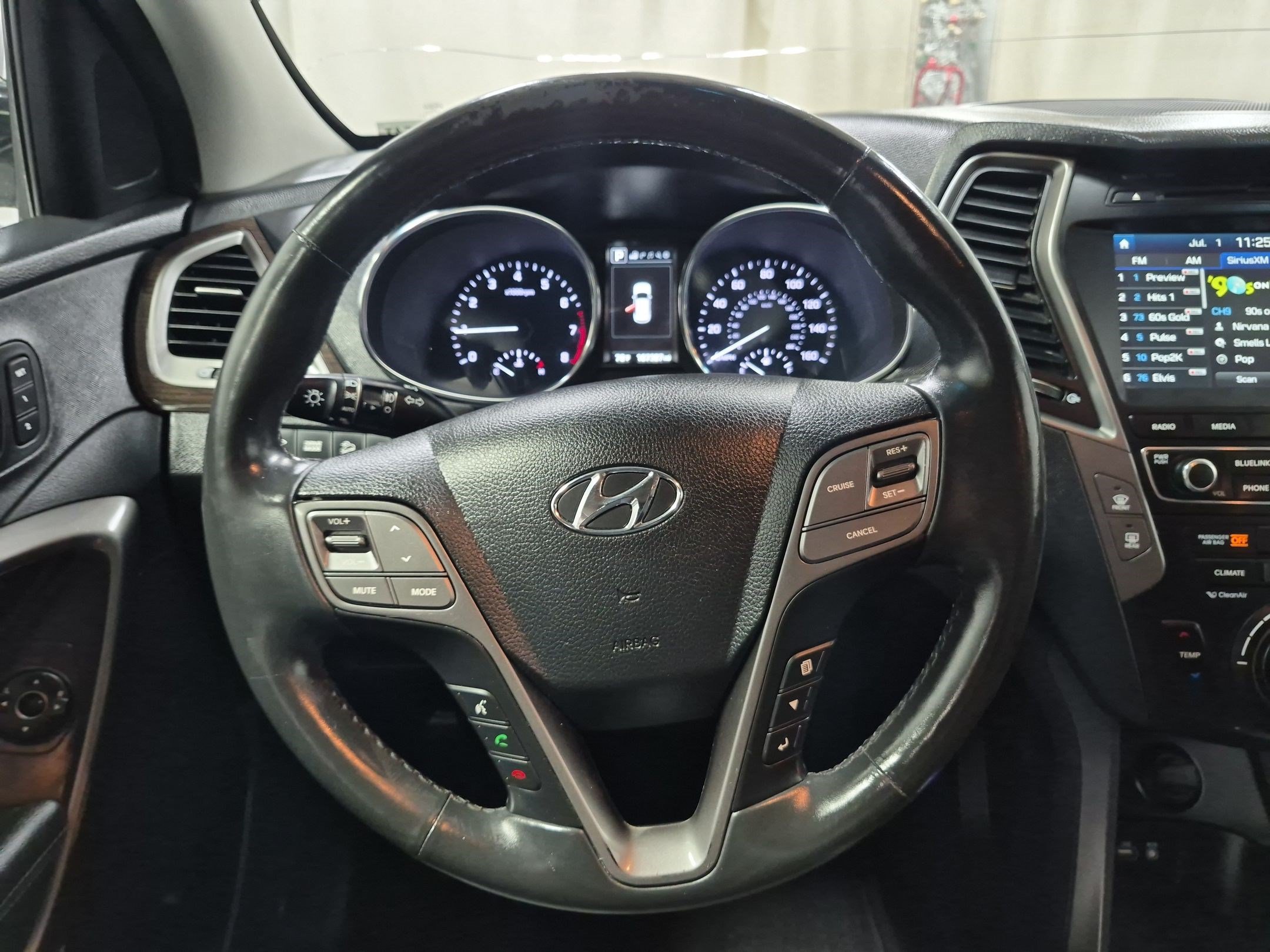 Used 2017 Hyundai Santa Fe Sport w/ Cargo Package FWD image 20
