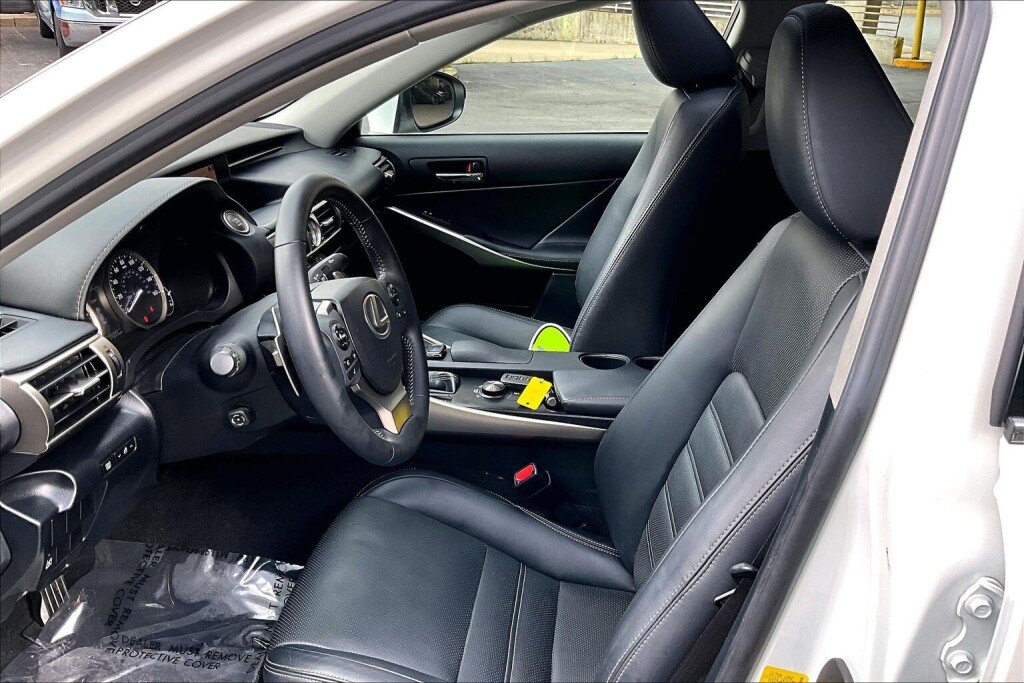 Used 2015 Lexus IS 350 AWD w/ Luxury Package image 15