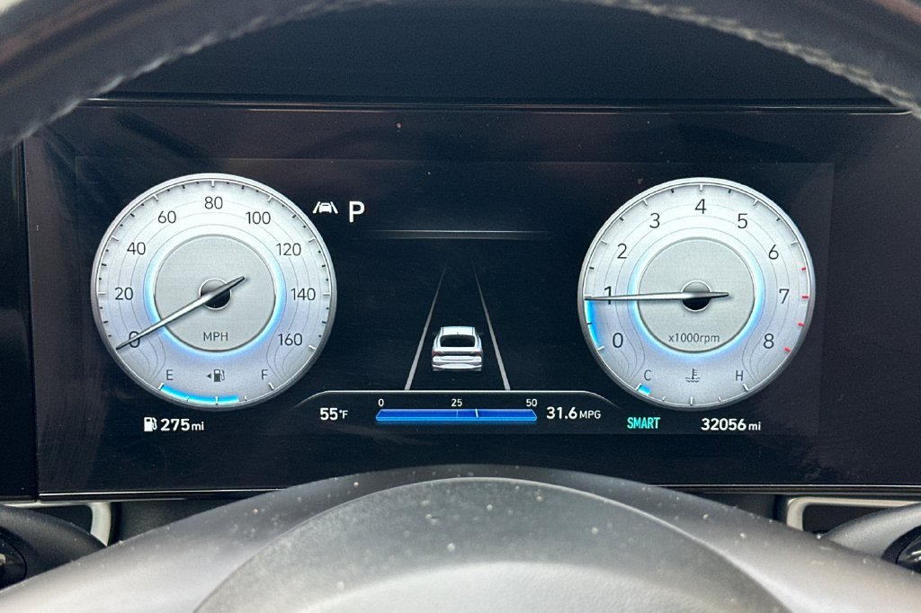 Used 2023 Hyundai Elantra Limited FWD image 29