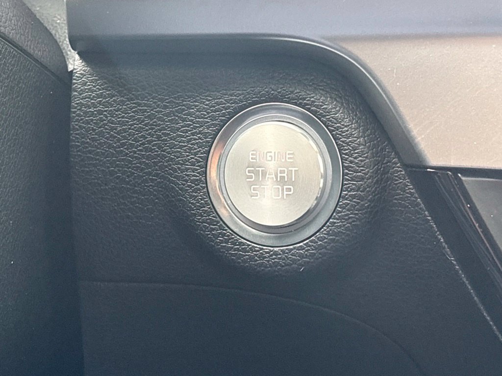 Used 2025 Kia Telluride AWD image 31