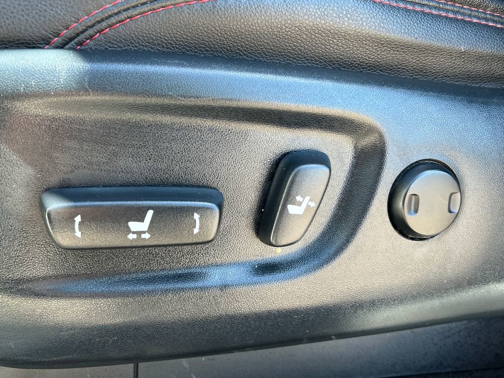 Used 2019 Toyota 4Runner TRD Off-Road Premium AWD/4WD image 17