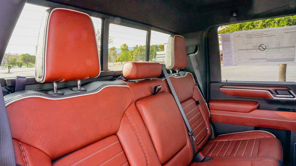 New 2026 GMC Sierra 3500 Denali Ultimate image 17