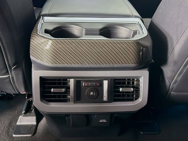 Used 2024 Ford F250 Lariat w/ Lariat Ultimate Package AWD/4WD image 32