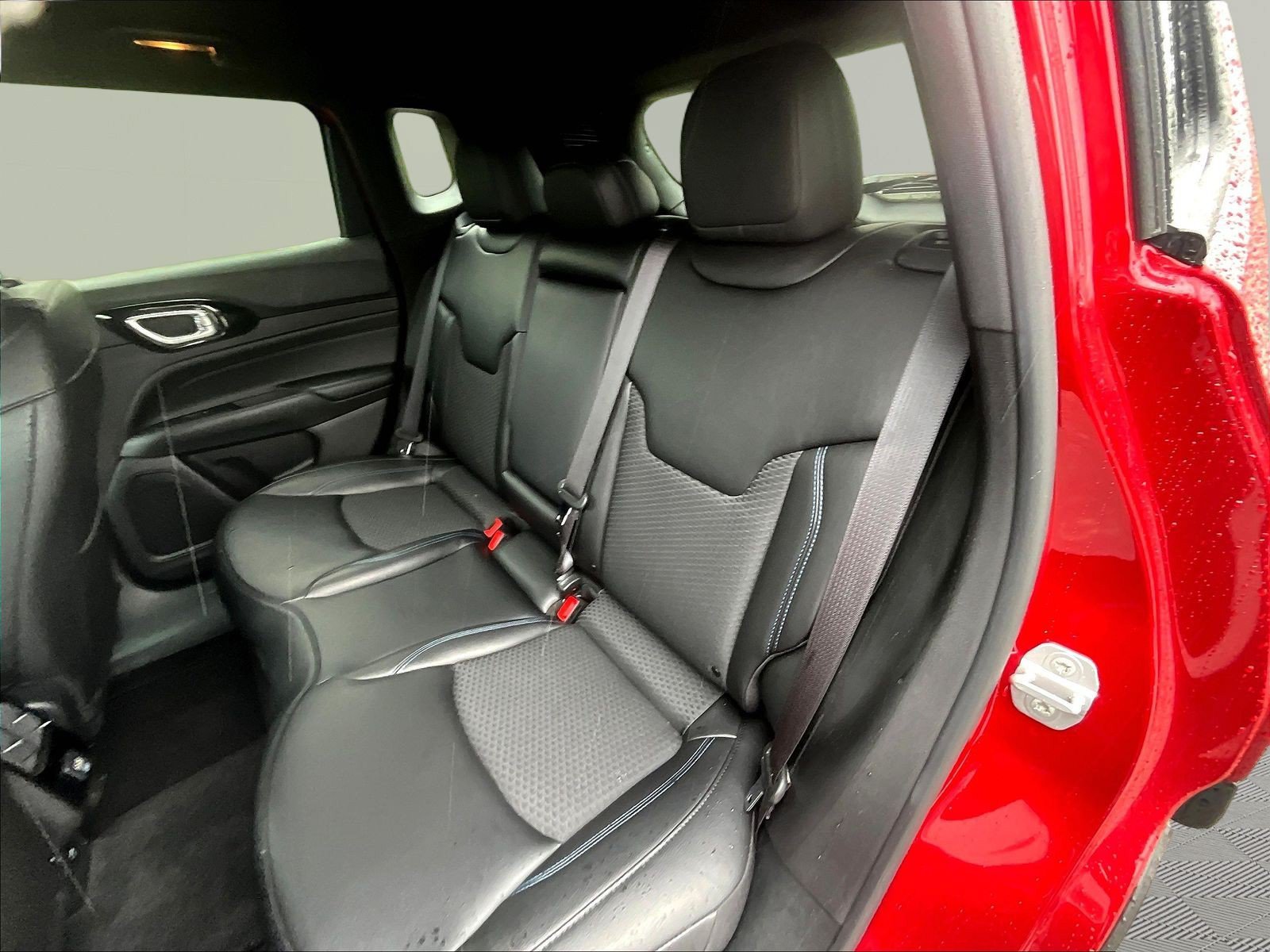 New 2026 Jeep Compass Latitude AWD/4WD image 17