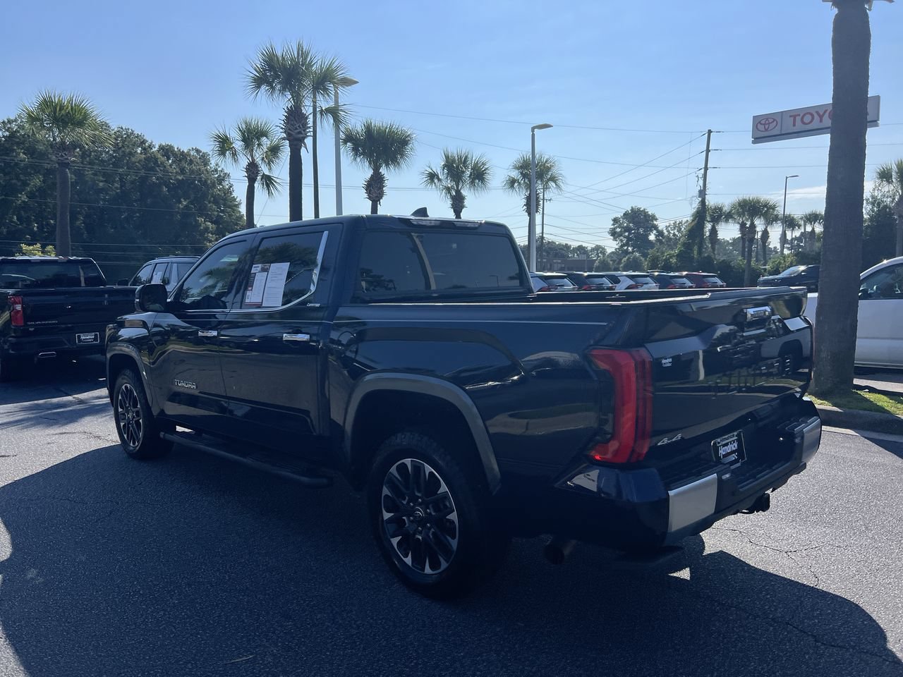 Used 2025 Toyota Tundra Limited AWD/4WD image 8