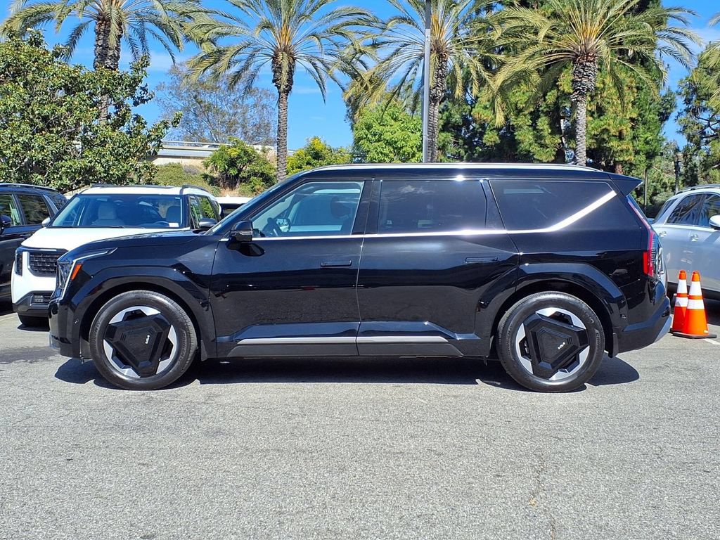 Certified 2024 Kia EV9 Land AWD/4WD image 3