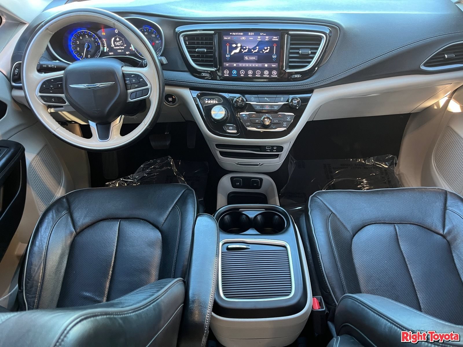 Used 2020 Chrysler Pacifica Limited FWD image 15