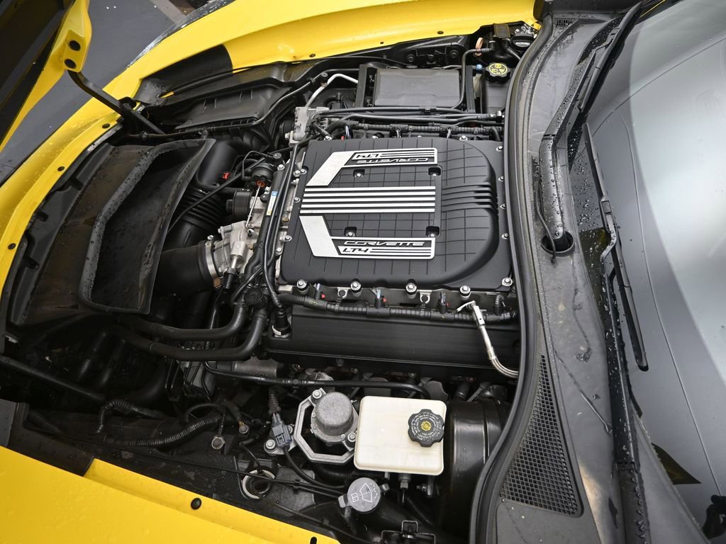 Used 2016 Chevrolet Corvette Z06 w/ Z07 Performance Package RWD image 25