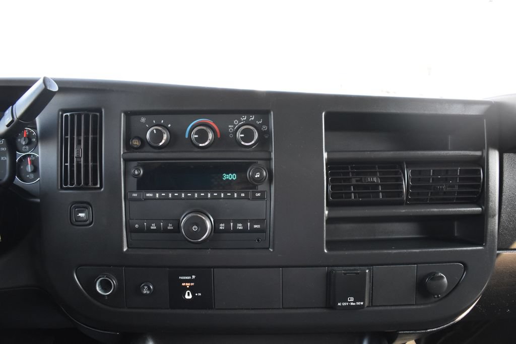 Used 2024 Chevrolet Express 2500 w/ Driver Convenience Package RWD image 15
