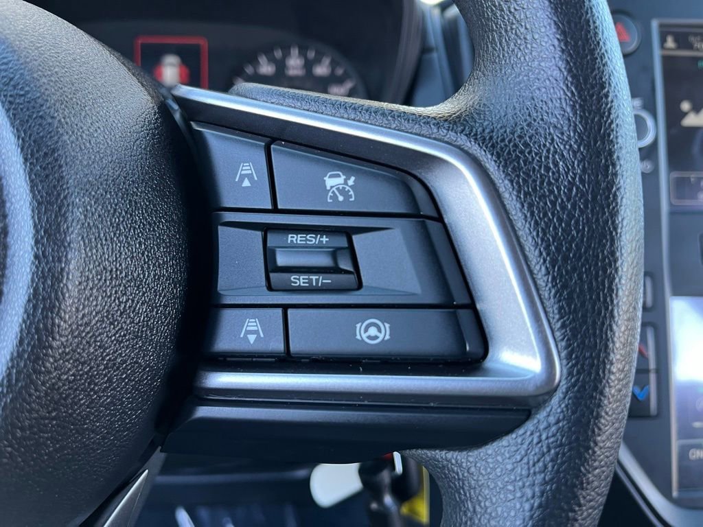 Certified 2025 Subaru Impreza 2.0i image 11