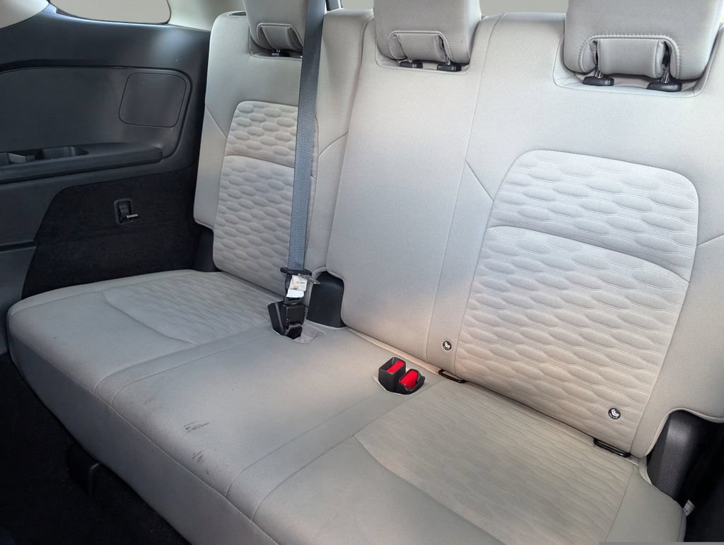 Used 2022 Nissan Pathfinder SV FWD image 14
