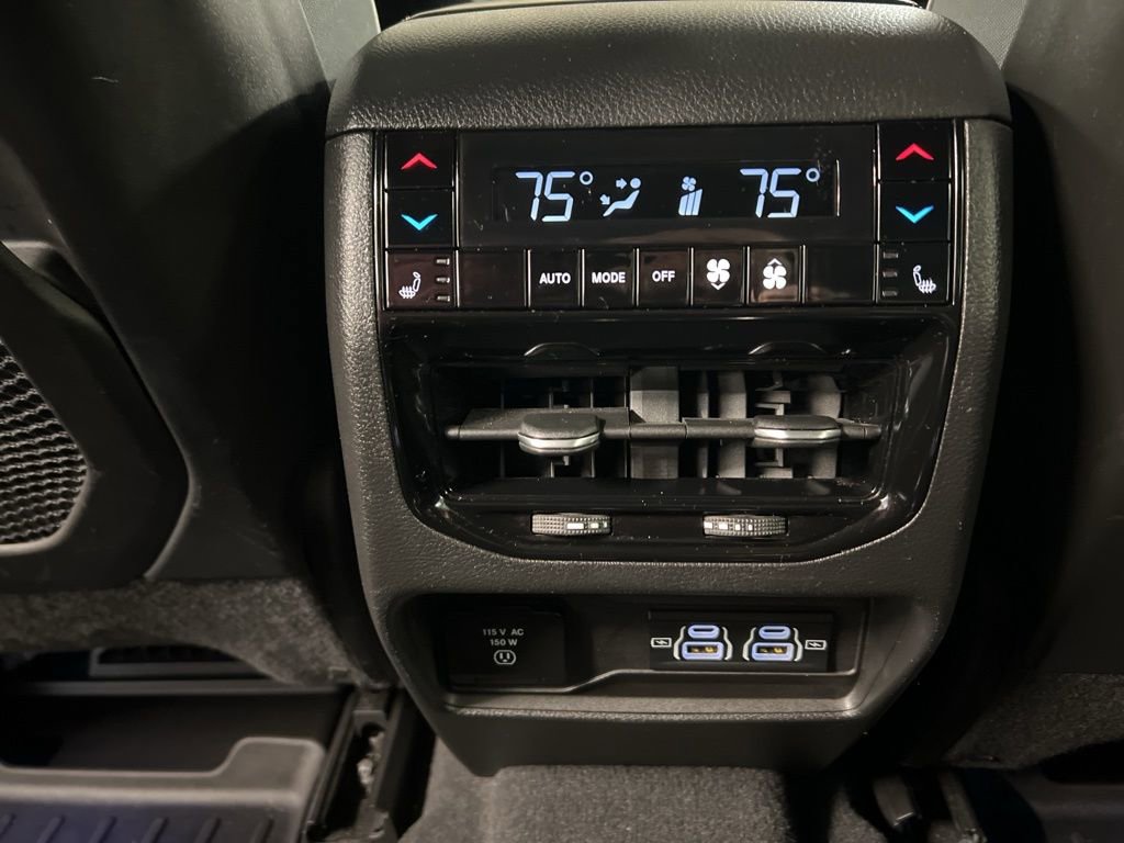 Used 2023 Jeep Grand Cherokee L Summit w/ High Altitude Package image 36