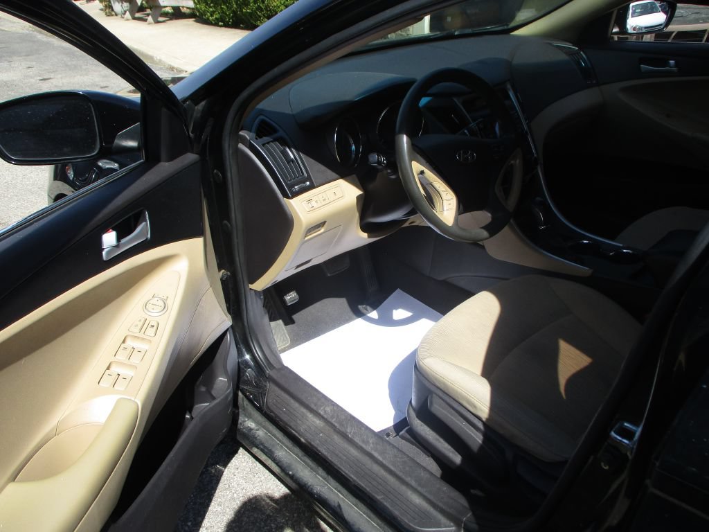 Used 2011 Hyundai Sonata GLS FWD image 8