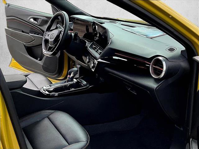 Certified 2024 Chevrolet Trax RS image 9