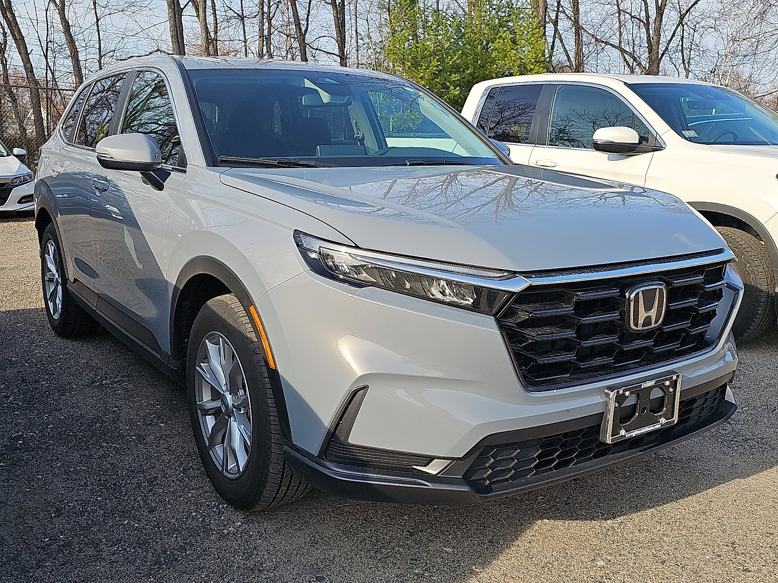 Used 2024 Honda CR-V EX image 2