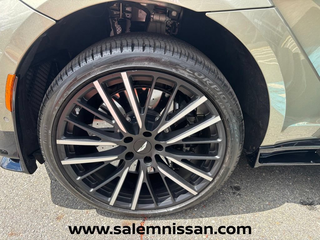 Used 2024 Aston Martin DBX 707 AWD/4WD image 21