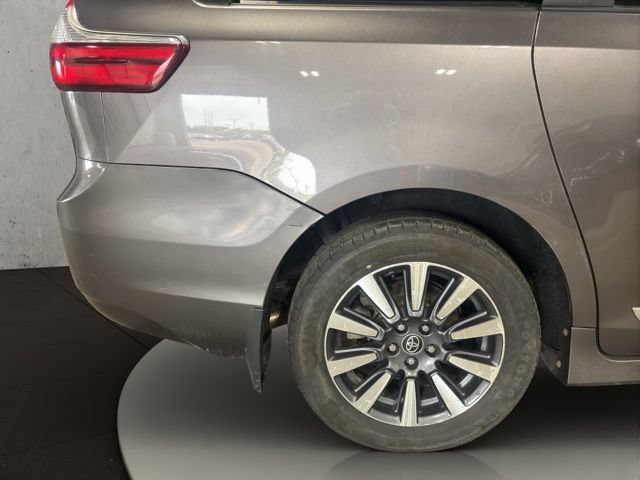 Used 2019 Toyota Sienna XLE Premium w/ Protection Package AWD/4WD image 34