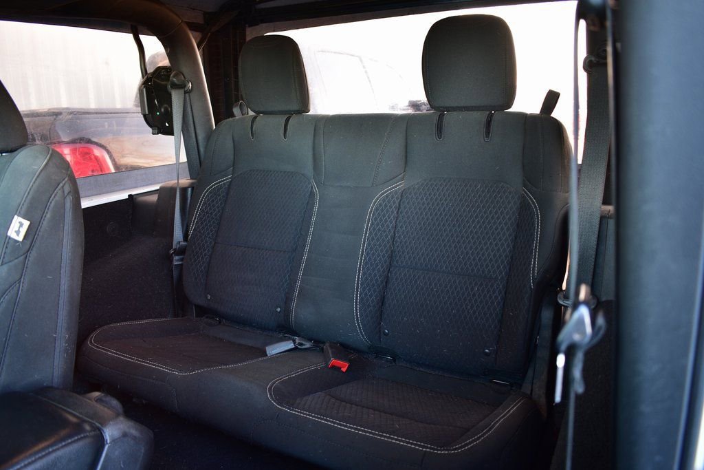 Used 2021 Jeep Wrangler Sport S image 20