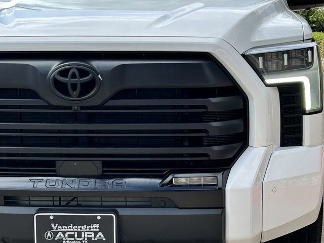 Used 2025 Toyota Tundra Limited AWD/4WD image 9