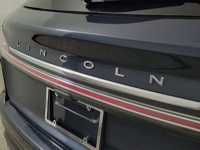 Used 2023 Lincoln Nautilus FWD w/ Premium Package image 6