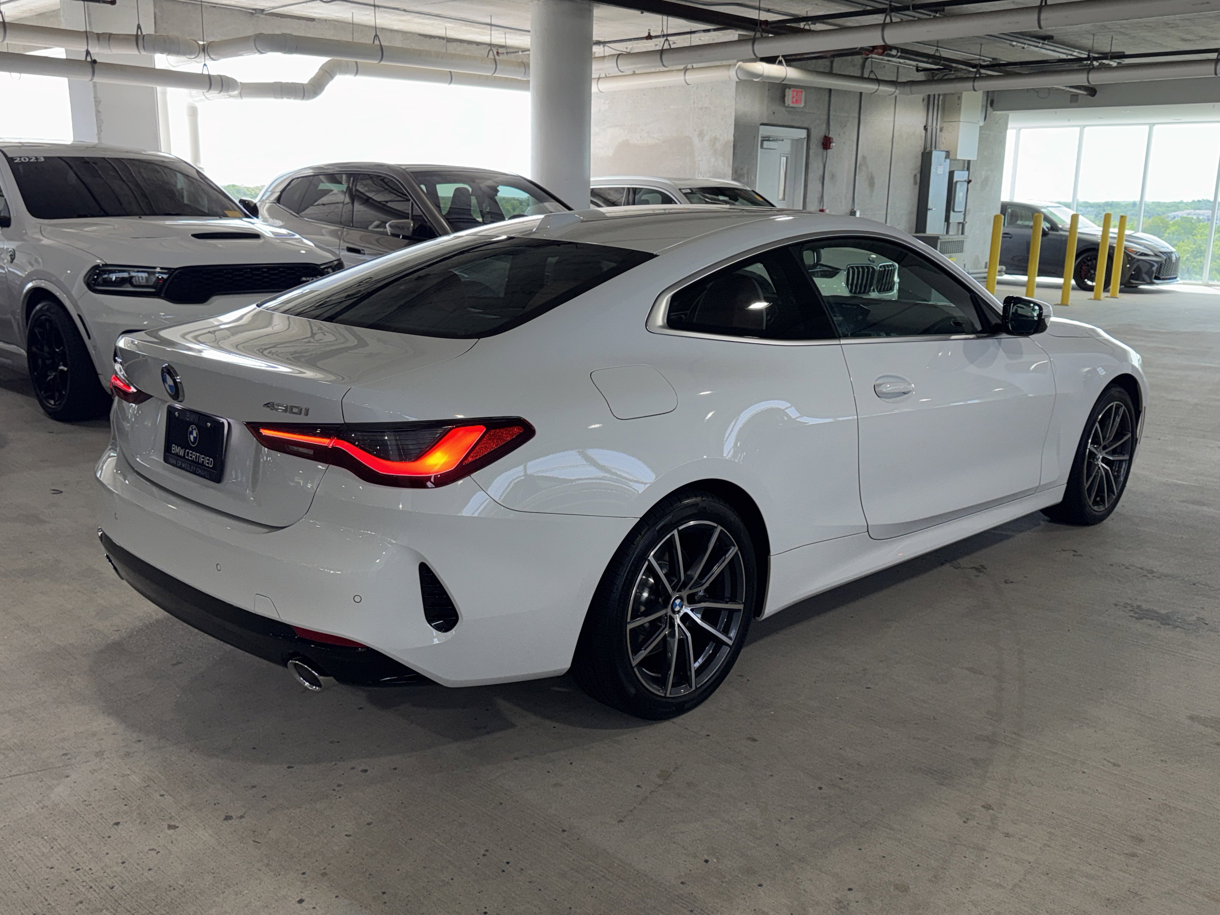 Used 2025 BMW 430i xDrive Coupe w/ Premium Package AWD/4WD image 8