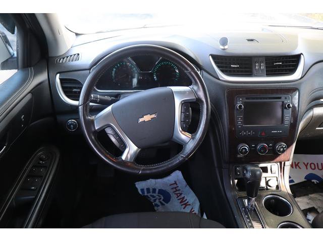 Used 2015 Chevrolet Traverse LT w/ Style and Technology Package image 9