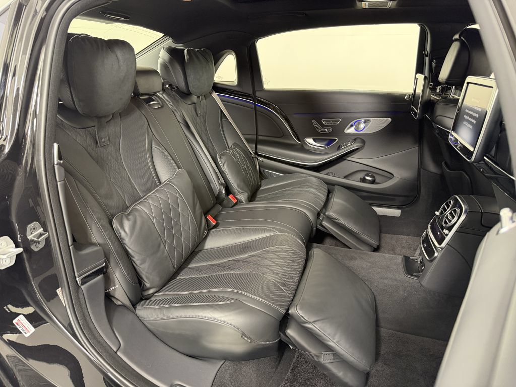 Used 2017 Mercedes-Benz Maybach S 550 4MATIC image 27