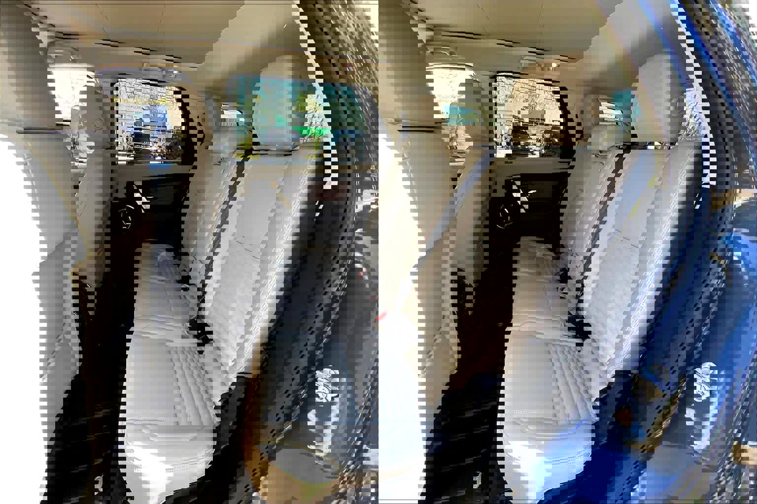 Used 2025 Land Rover Discovery Sport S image 20