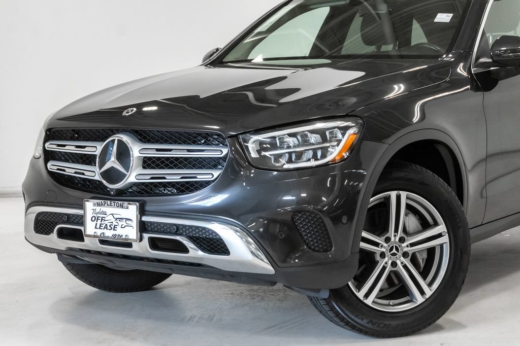 Used 2021 Mercedes-Benz GLC 300 4MATIC w/ Premium Package image 2