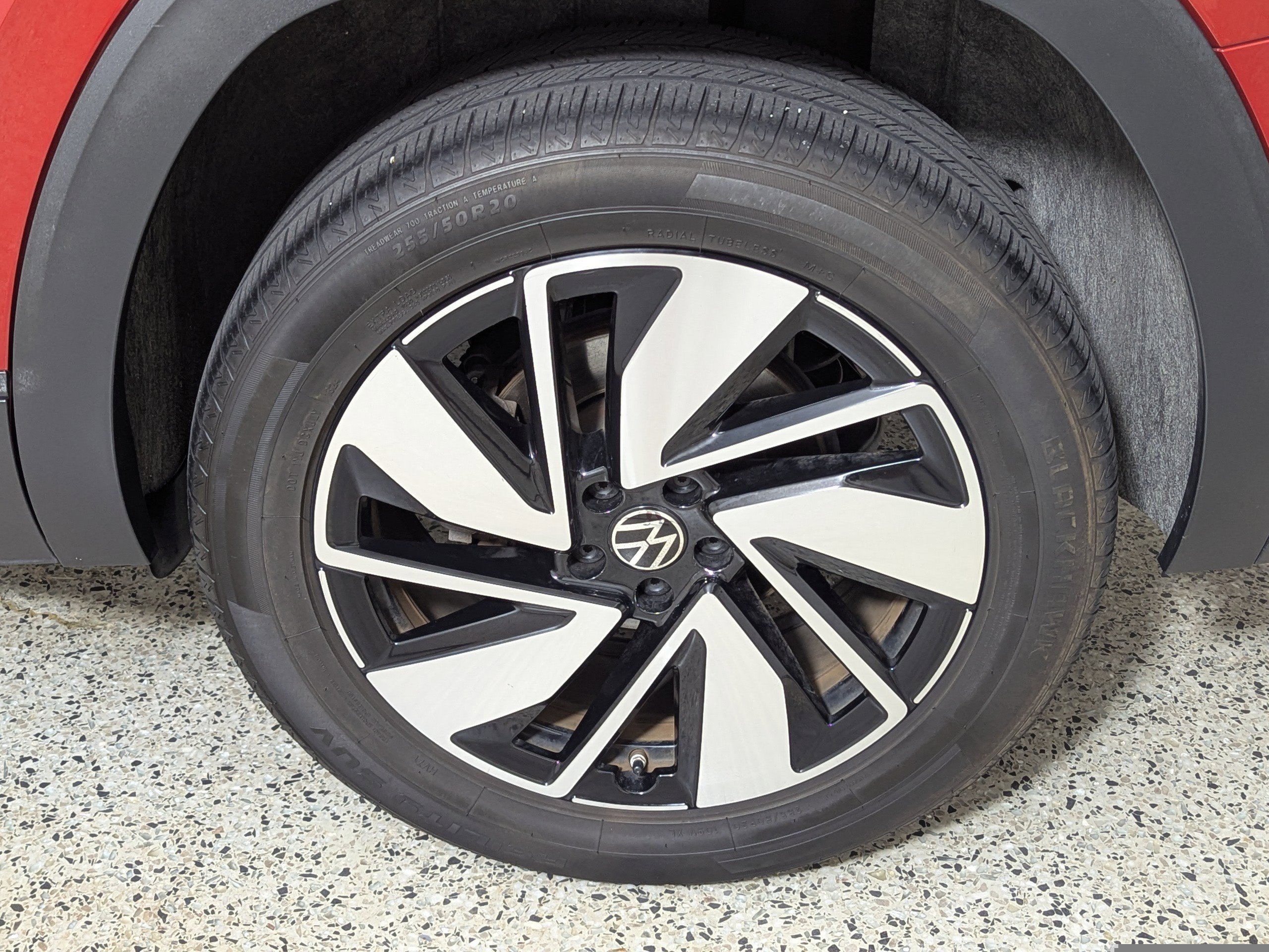 Used 2024 Volkswagen Atlas SE FWD image 35
