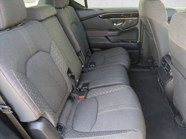 Used 2026 Honda Pilot Sport image 19