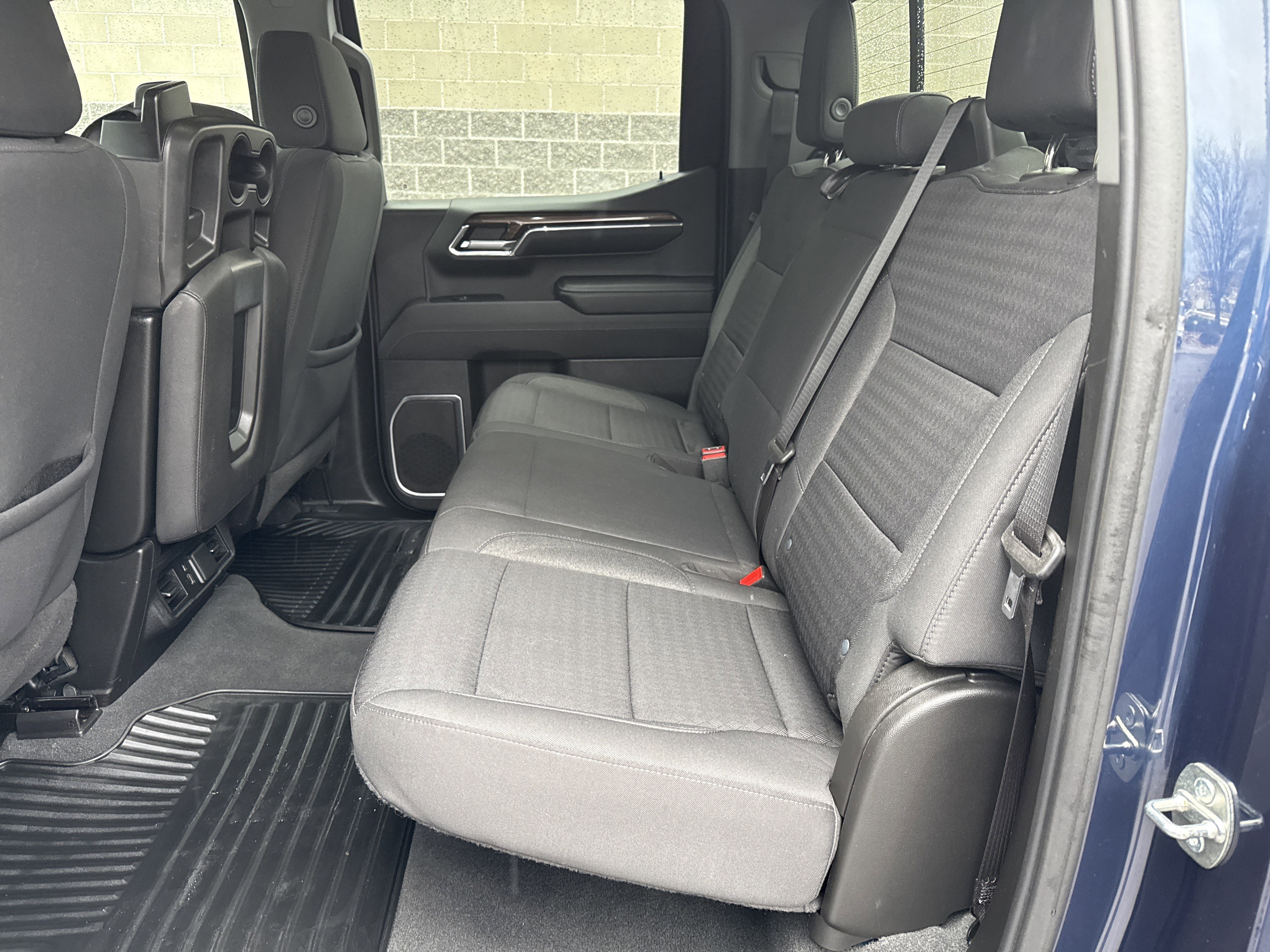 Used 2023 Chevrolet Silverado 1500 LT w/ Convenience Package II image 18