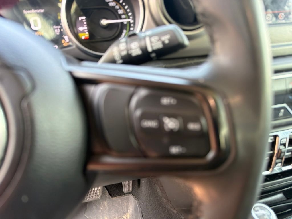 Used 2023 Jeep Wrangler Unlimited AWD/4WD image 20