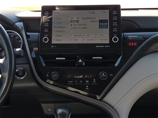 Used 2022 Toyota Camry XLE image 12